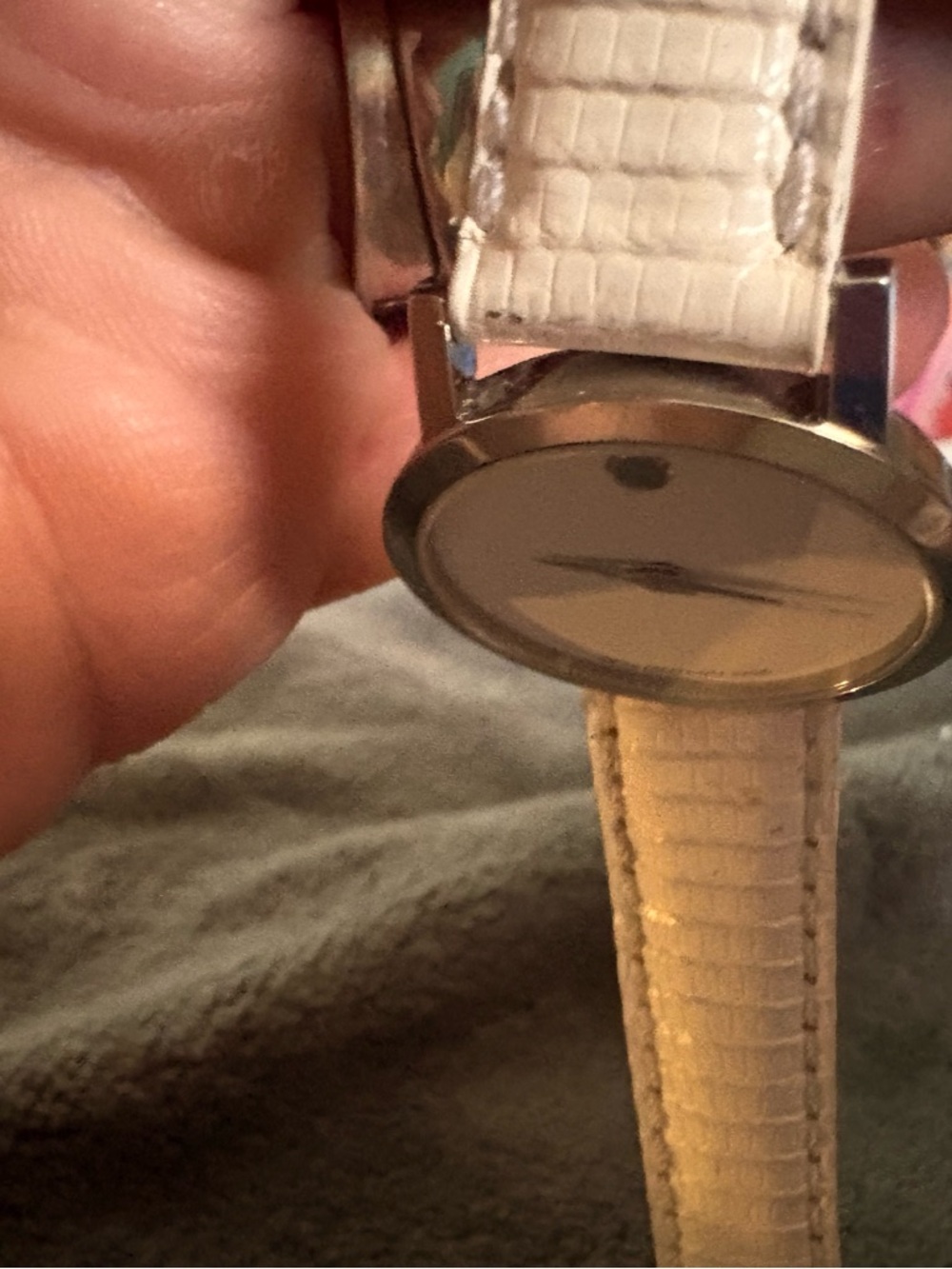 Movado Women's Watch with a off white genuine lizar Strap Watch with Silver Dial - Picture 15 of 15